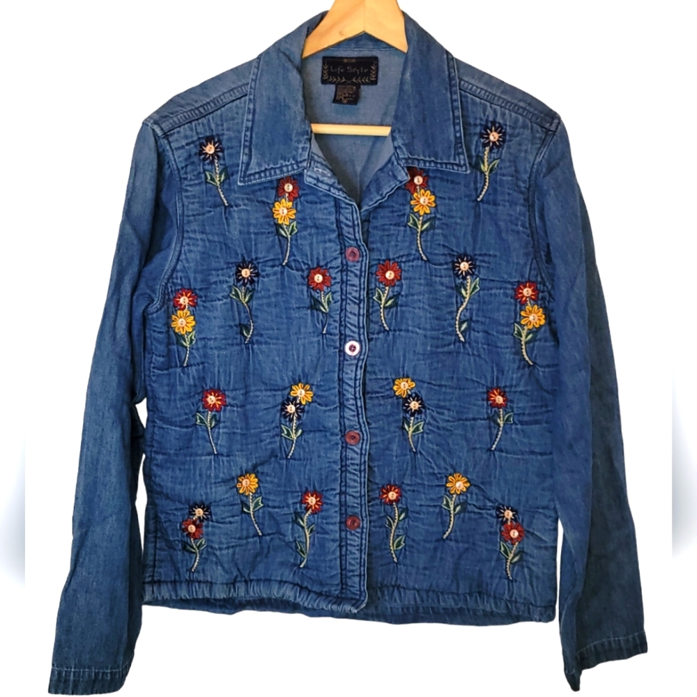 Vintage Life Style Women's Jean Floral Embroidered Top Size Medium